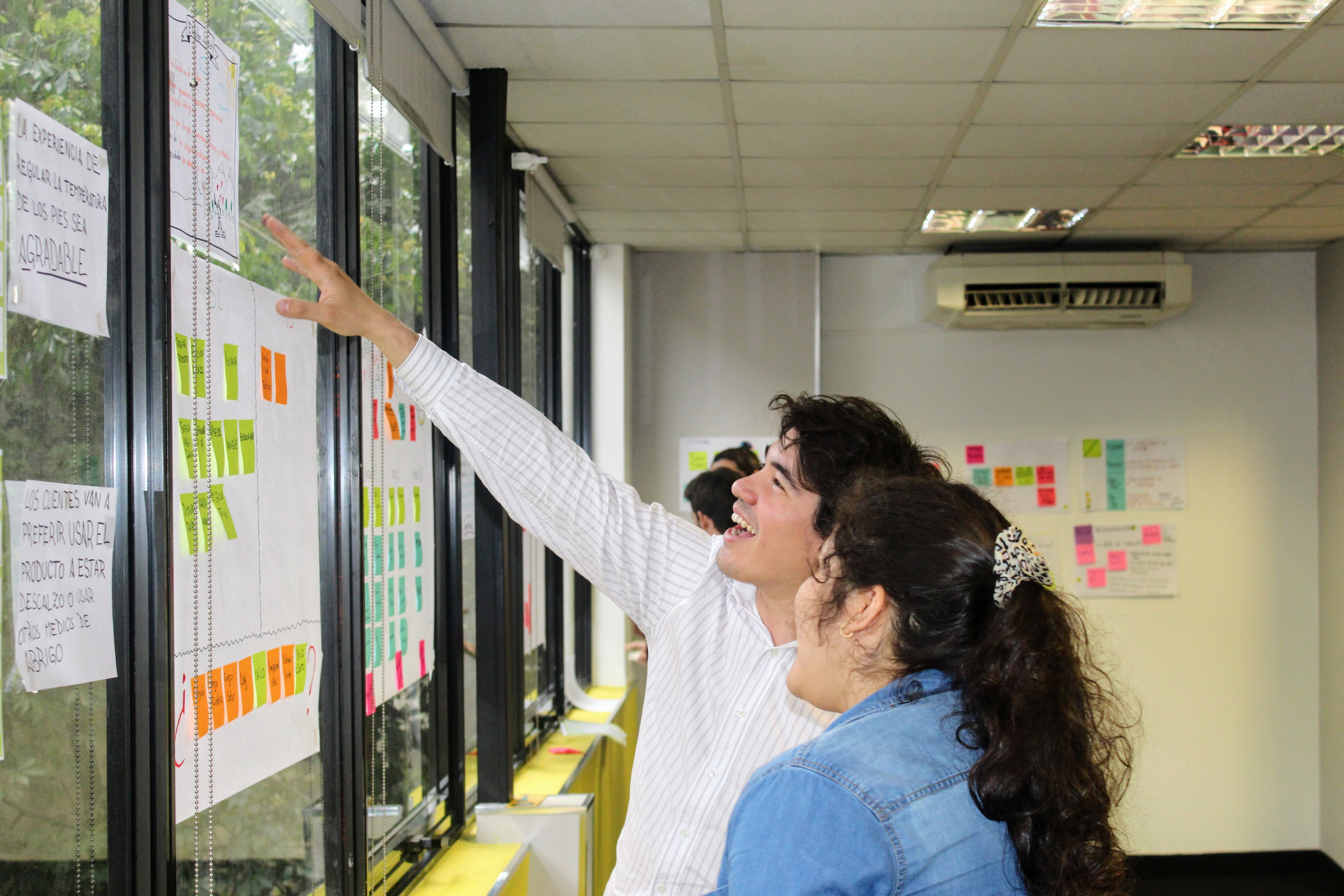 Capacitaciones empresariales: Inicio y pilotos